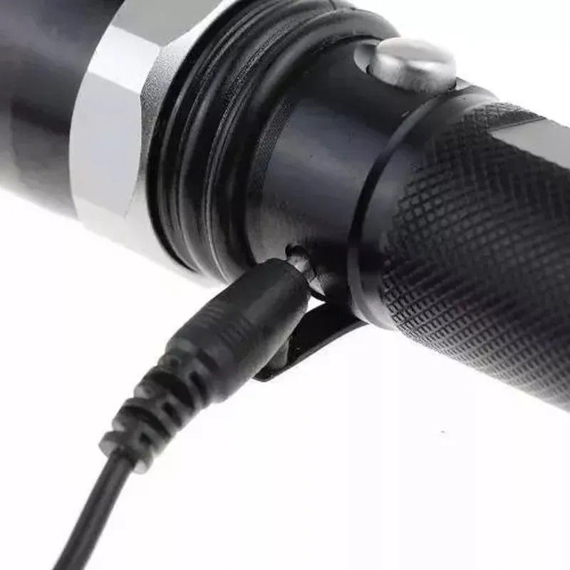 LINTERNA LED TACTICA ZOOM SWAT LED CREE Q5 RECARGABLE BLANCO - 1