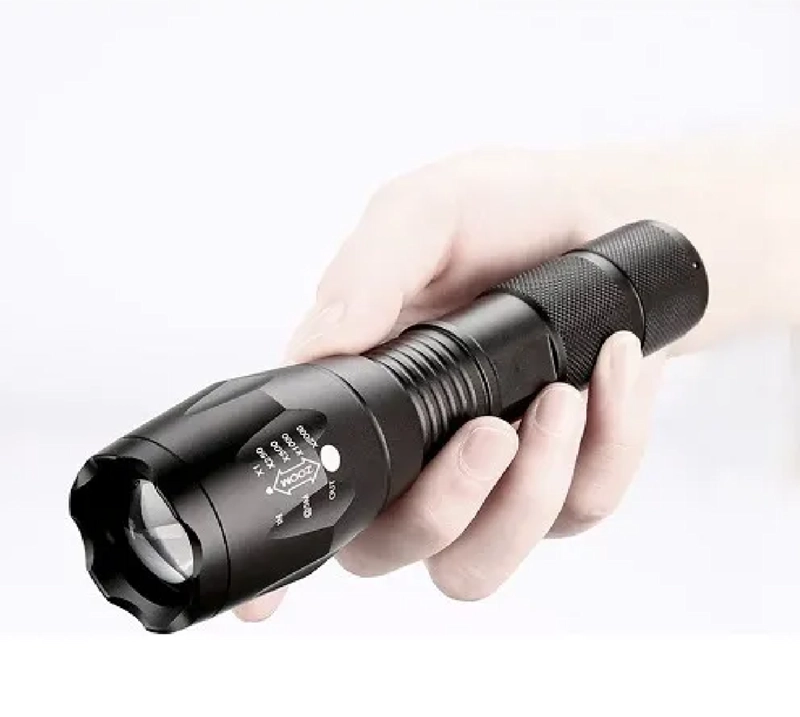LINTERNA RECARGABLE LED 10000 LUMEN T6 ZOOM 5 MODOS / PROMOT BLANCO NEGRO - 3