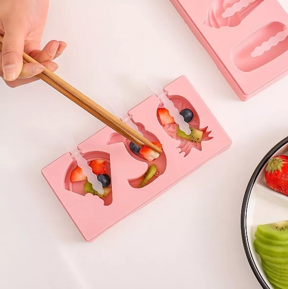 PACK DE 3 MOLDES DE HELADO DE SILICONA PARA MINI PALETAS ROSA - 4