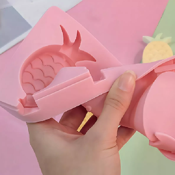 PACK DE 3 MOLDES DE HELADO DE SILICONA PARA MINI PALETAS ROSA - 5
