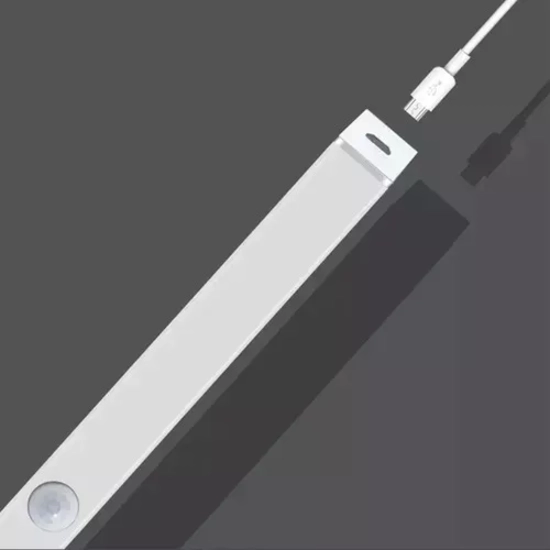 LED CON SENSOR MOVIMIENTO COCINA ARMARIOS ESCALE GABINETES EN COLOR BLANCO - 6