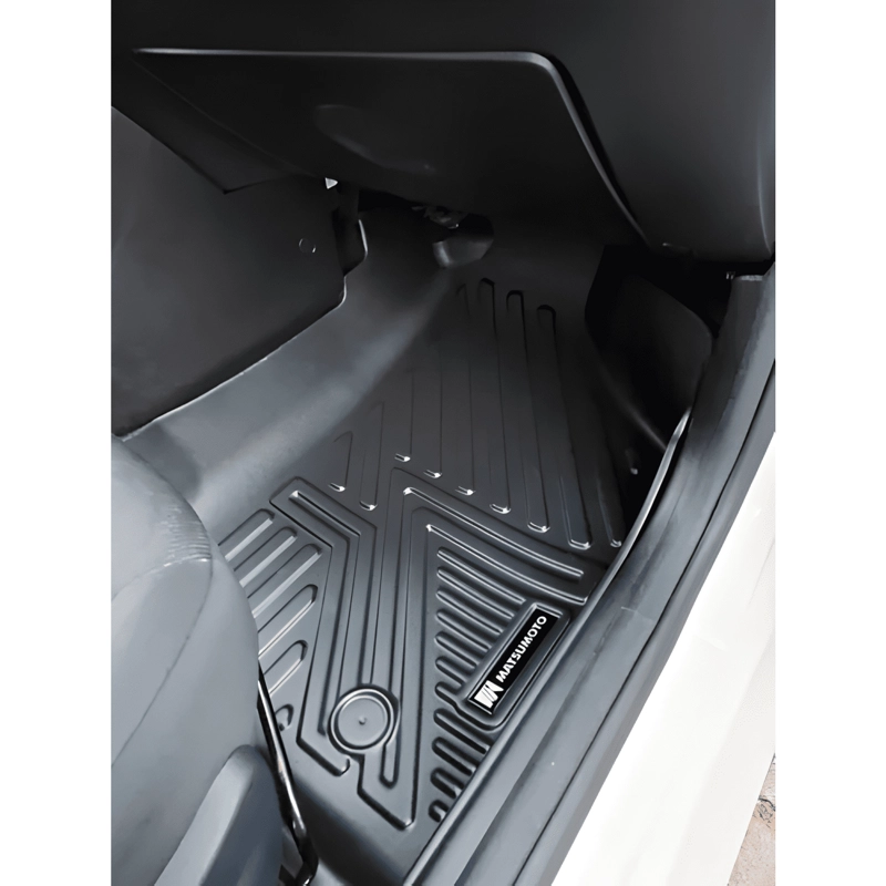 SET PISOS RIGIDOS BANDEJA CALCE PERFECTO RAM 700 2020-2026 - 2