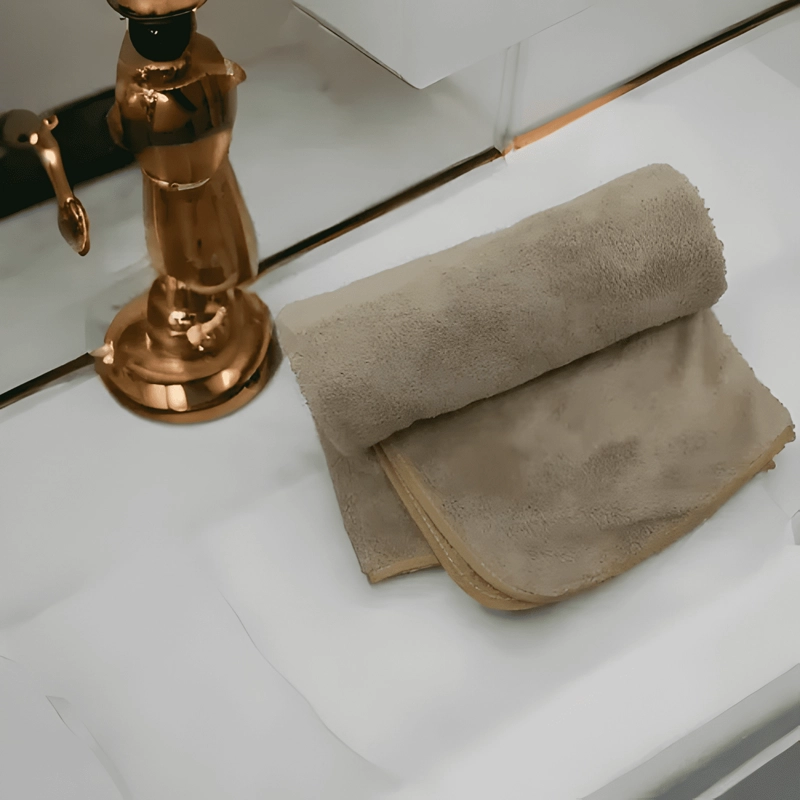 PACK DE 4 TOALLITAS DE MICROFIBRA 30X50 CM LISAS PARA BAÑO - 2