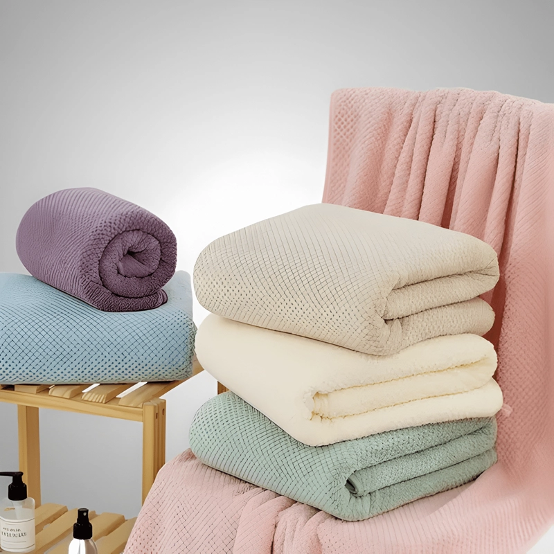 TOALLA DE BAÑO MICROFIBRA,SUAVE. SECADO RAPIDO 140X70 - 1