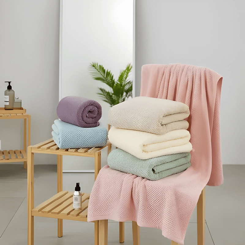 TOALLA DE BAÑO MICROFIBRA,SUAVE. SECADO RAPIDO 140X70 - 2