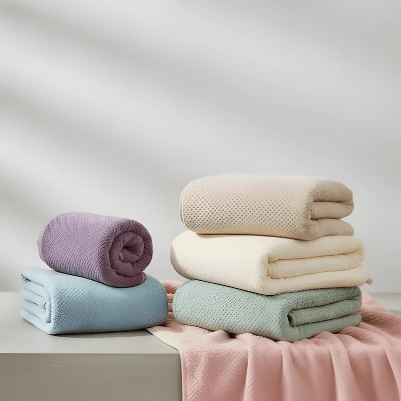 TOALLA DE BAÑO MICROFIBRA,SUAVE. SECADO RAPIDO 140X70 - 3