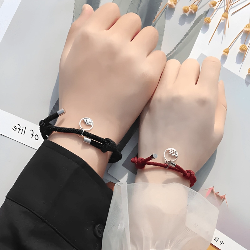 SET PULSERAS PARA PAREJA PROTECCION PAR CON IMAN NEGRA ROJA - 2