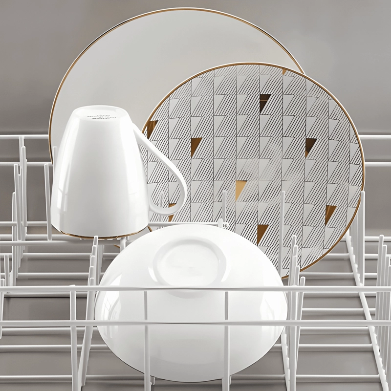 JUEGO DE VAJILLA 4 PIEZAS PORCELANA CON DISEÑO GEO... BLANCA - 2