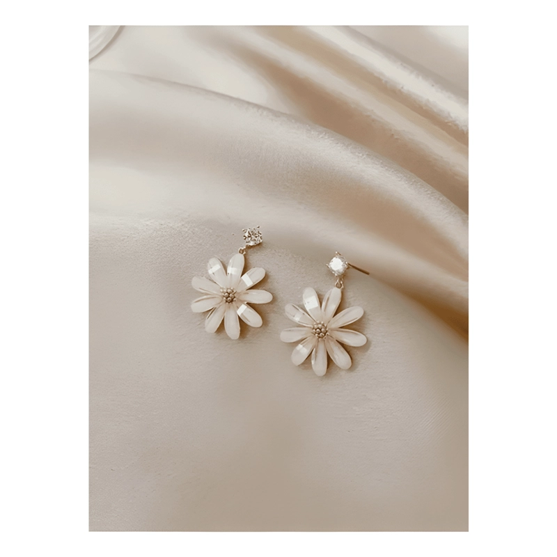 AROS COLGANTES FLOR DE LUZ PASADOR DE PLATA S925 DORADO - 1