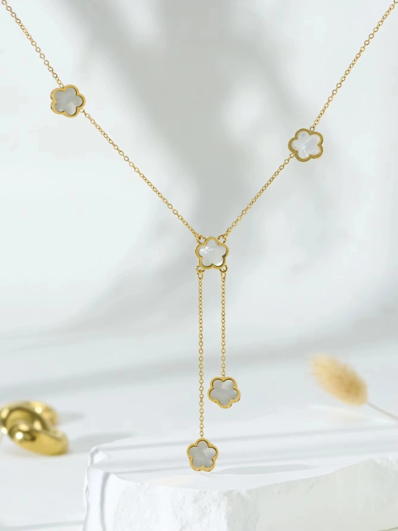 COLLAR LUXURYJOYASCL FLORES BLANCAS NACAR BAÑO ORO 50CM - 2