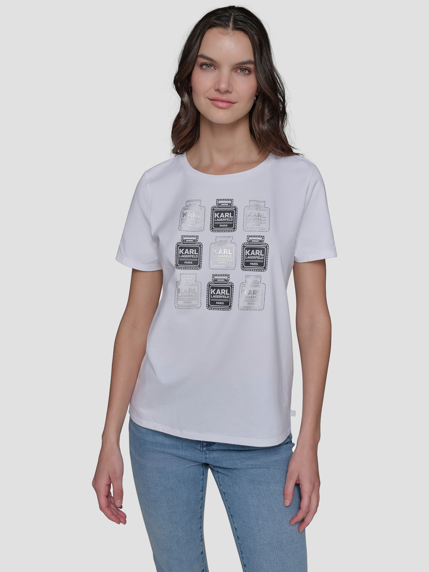 POLERA CON ESTAMPADO DE PERFUME - 1