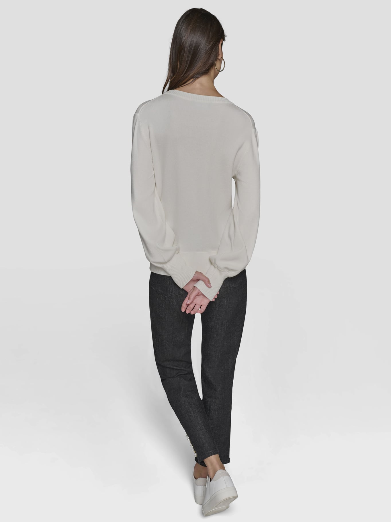 SWEATER CON ADORNO DE PERLAS - 4