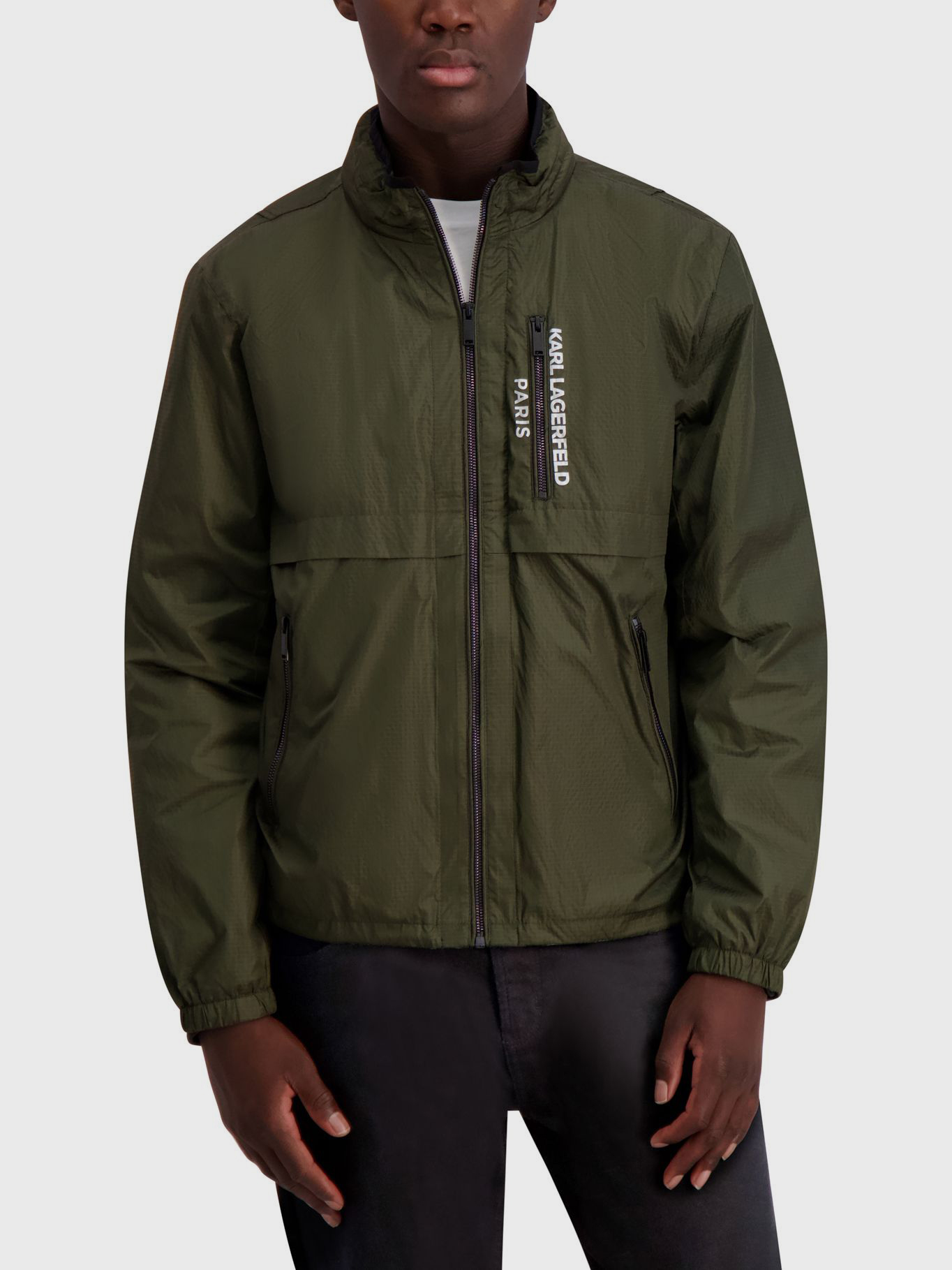 ROMPEVIENTOS DE NYLON ULTRALIGERO - 1