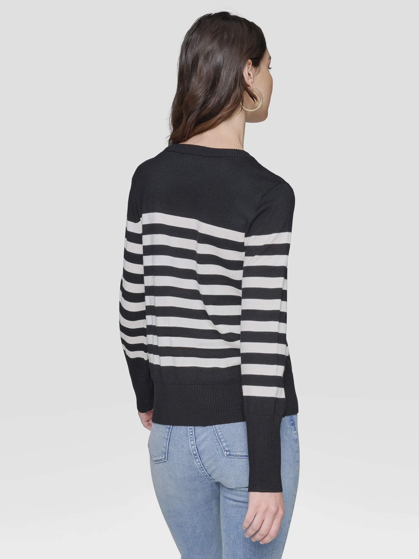 SWEATER DE RAYAS CON BROCHES - 3