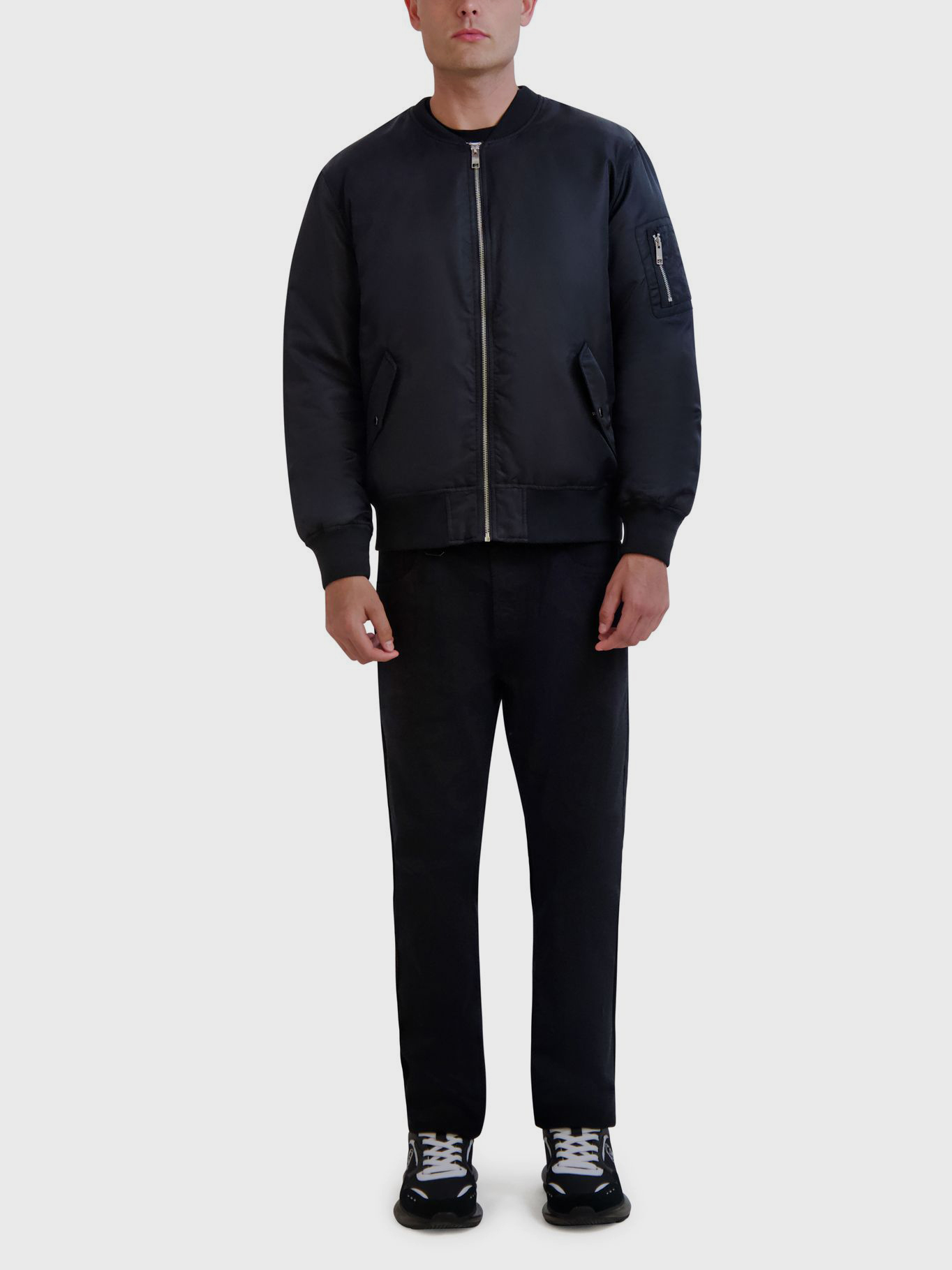 CHAQUETA BOMBER DE NYLON CON CIERRE COMPLETO - 2