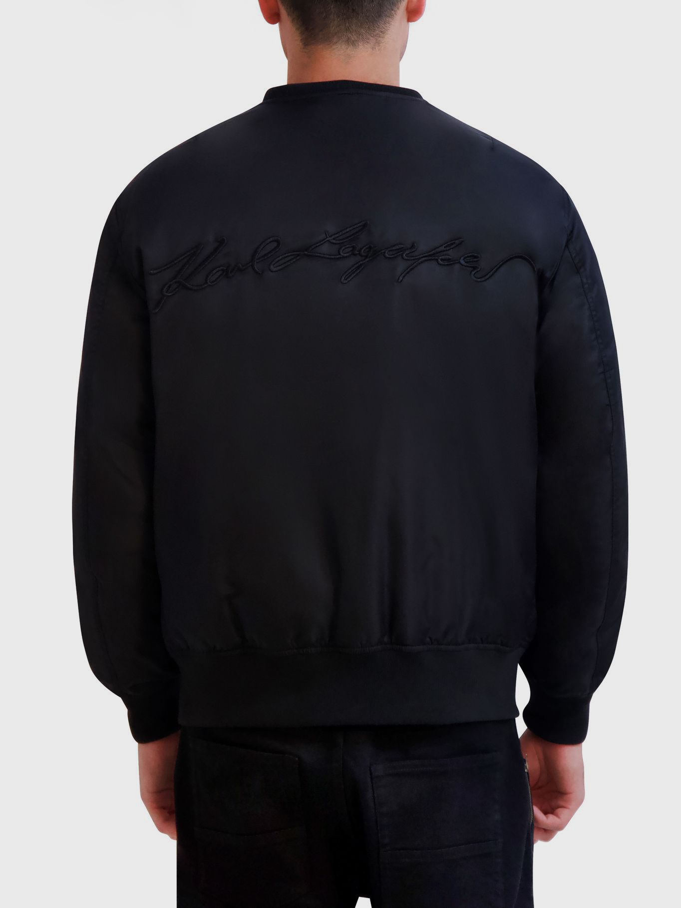 CHAQUETA BOMBER DE NYLON CON CIERRE COMPLETO - 3