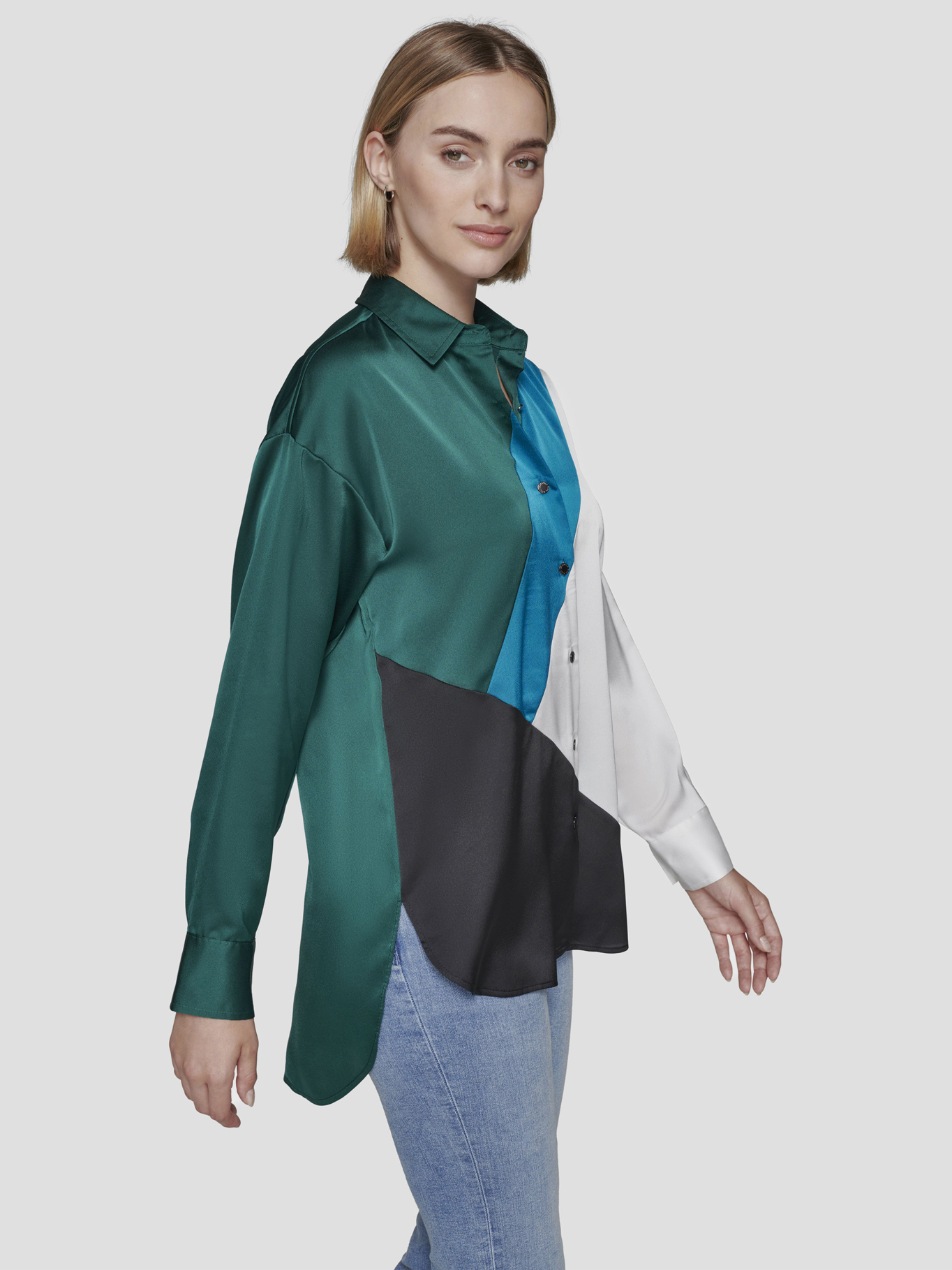 CAMISA CON DISEÑO DE BLOQUE DE COLOR - 4