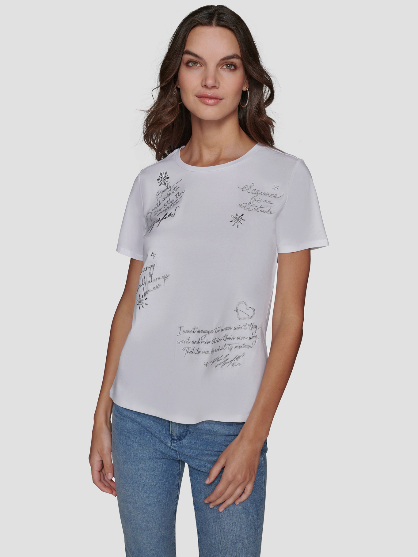 POLERA CON DETALLES DE TEXTO - 1