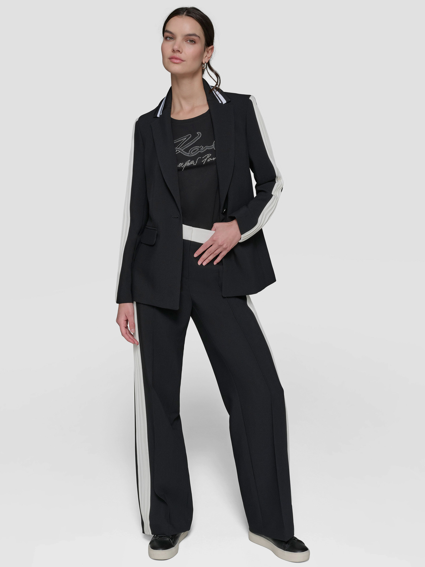 BLAZER CON RIBETE EN CONTRASTE PLISADO - 2