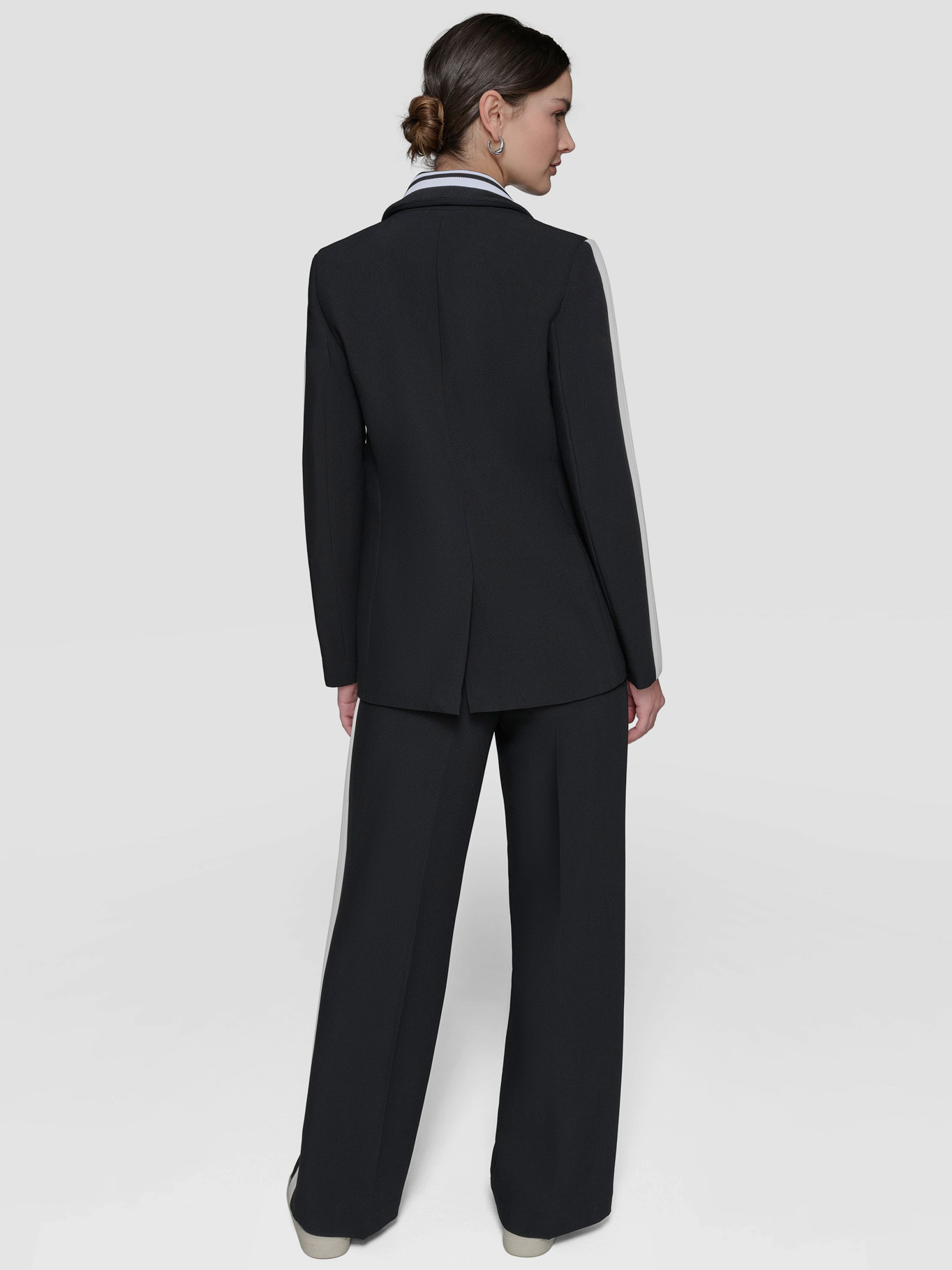 BLAZER CON RIBETE EN CONTRASTE PLISADO - 4
