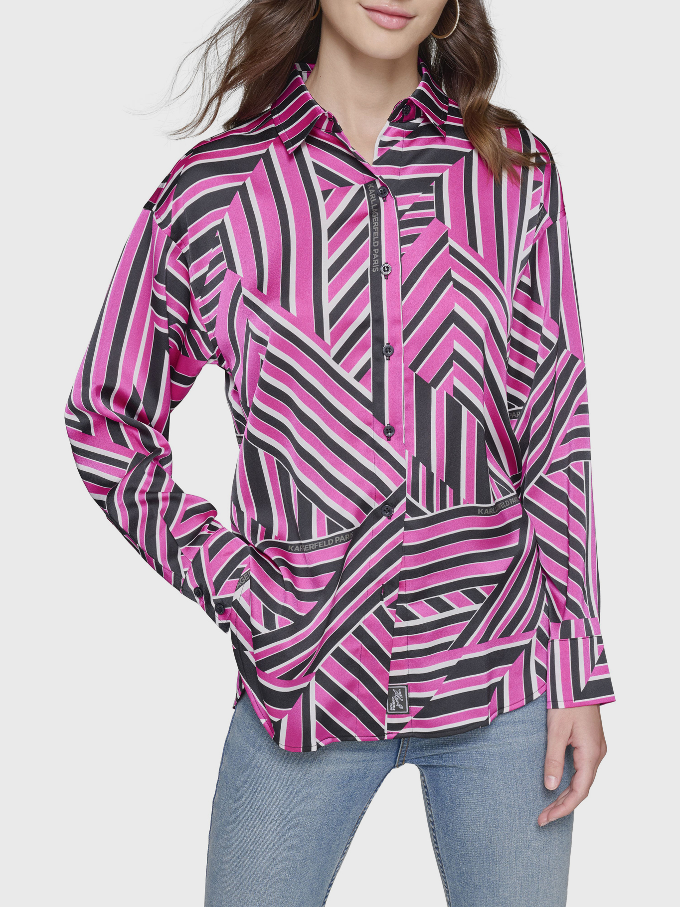BLUSA CON PRINT GEOME TRICO - 1