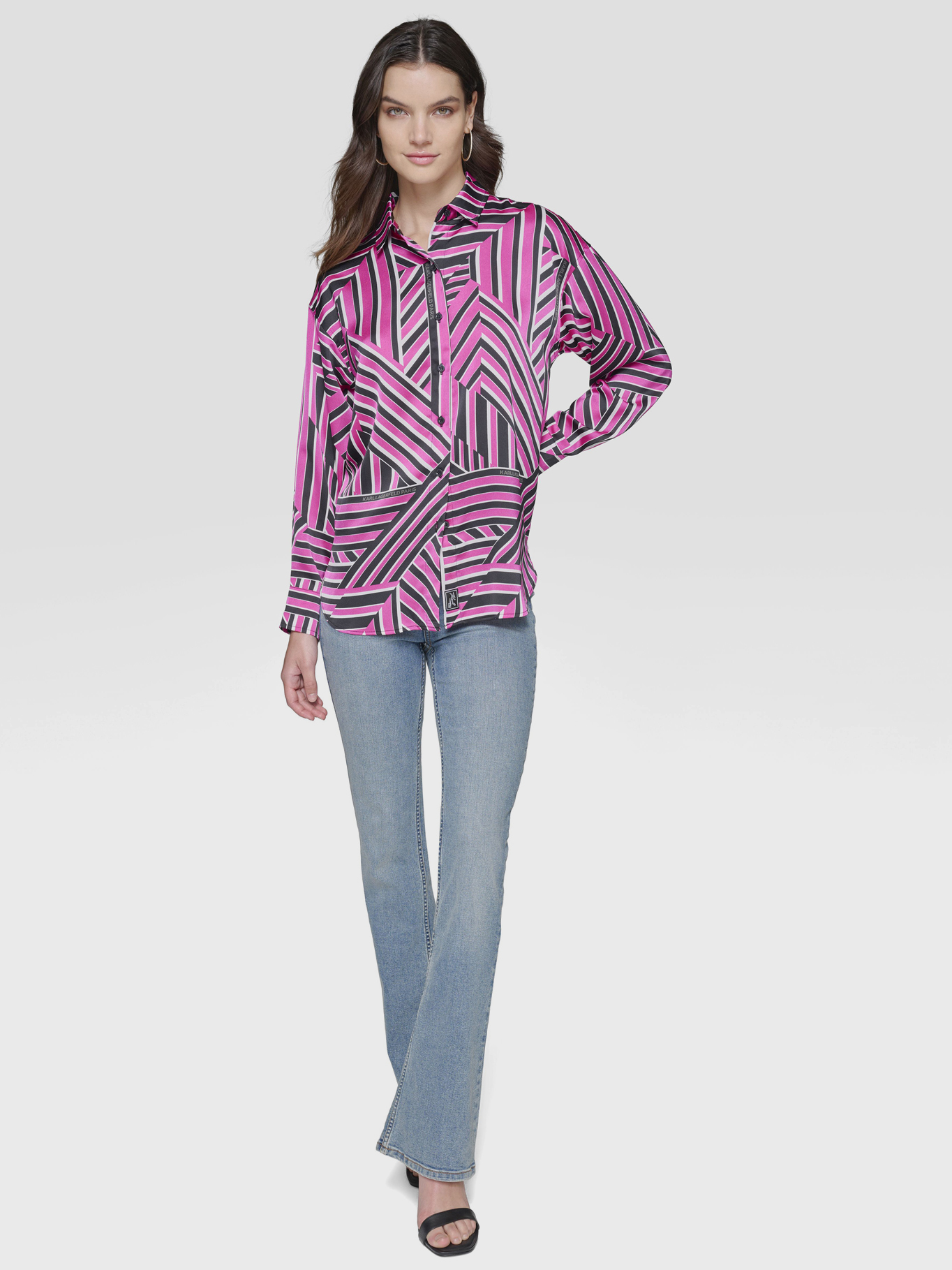 BLUSA CON PRINT GEOME TRICO - 2