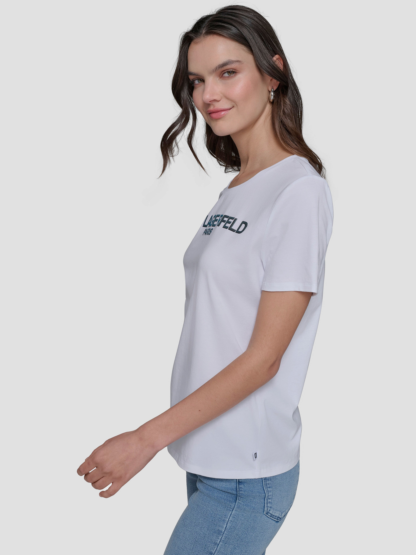 POLERA CON LOGO IRRIDESCENT - 3