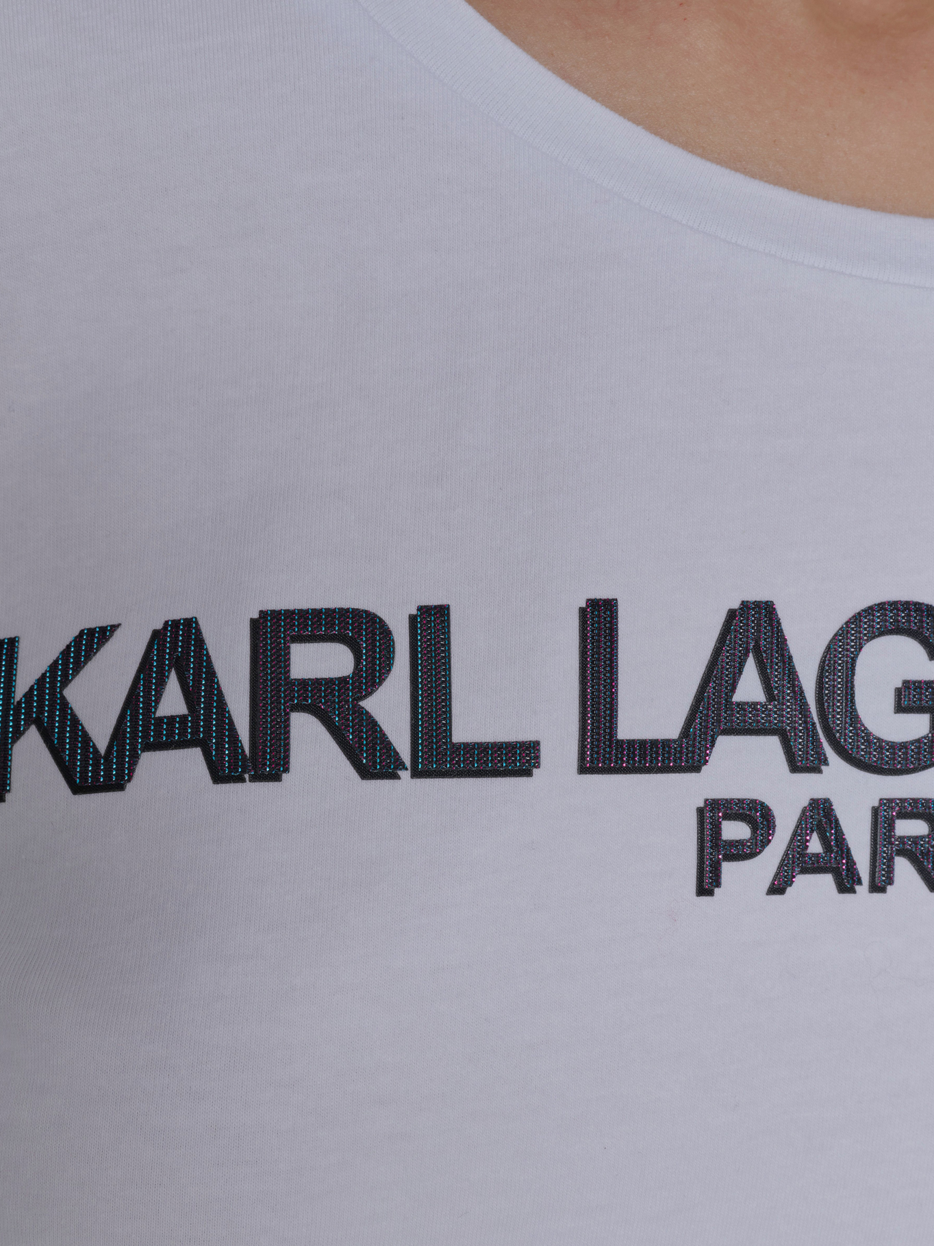 POLERA CON LOGO IRRIDESCENT - 6