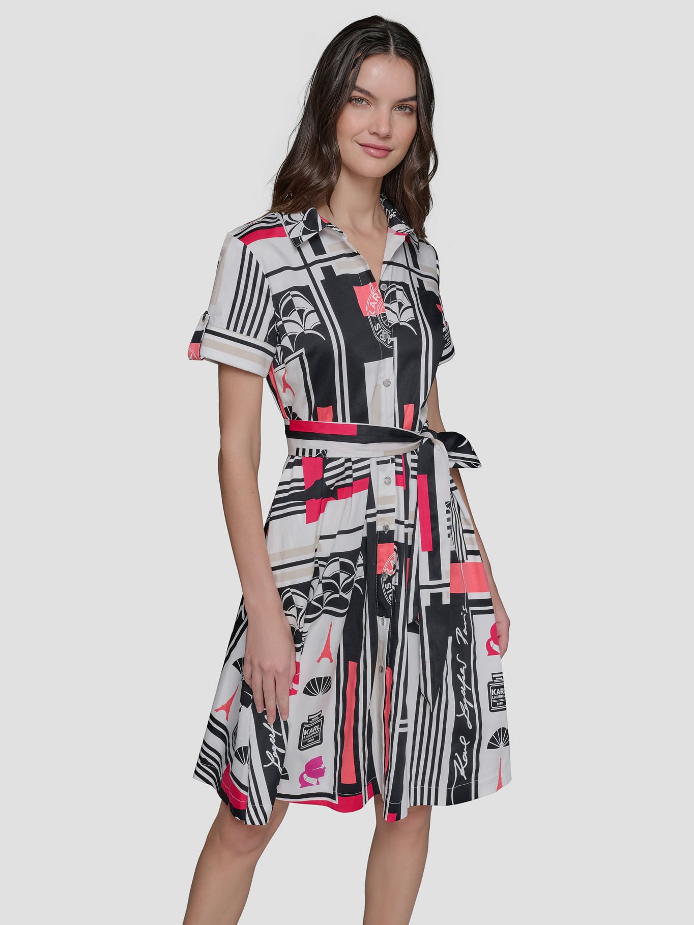 VESTIDO ESTAMPADO DE MANGAS CORTAS - 1