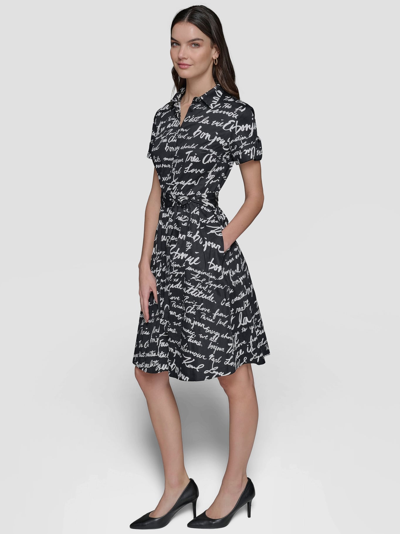 VESTIDO ESTAMPADO DE MANGAS CORTAS - 4