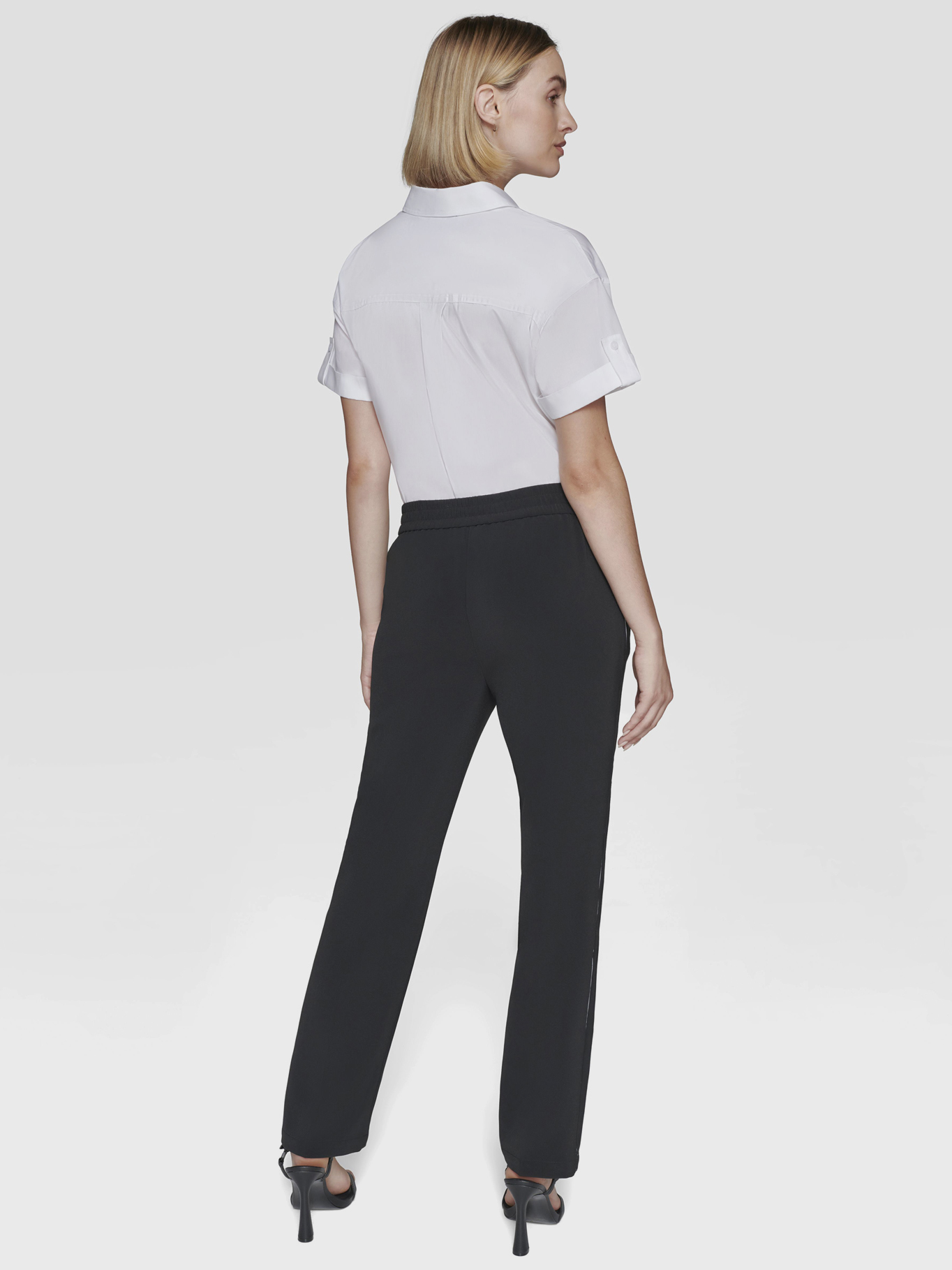 PANTALON CON LOGO TAPE EN LOS LATERALES - 3