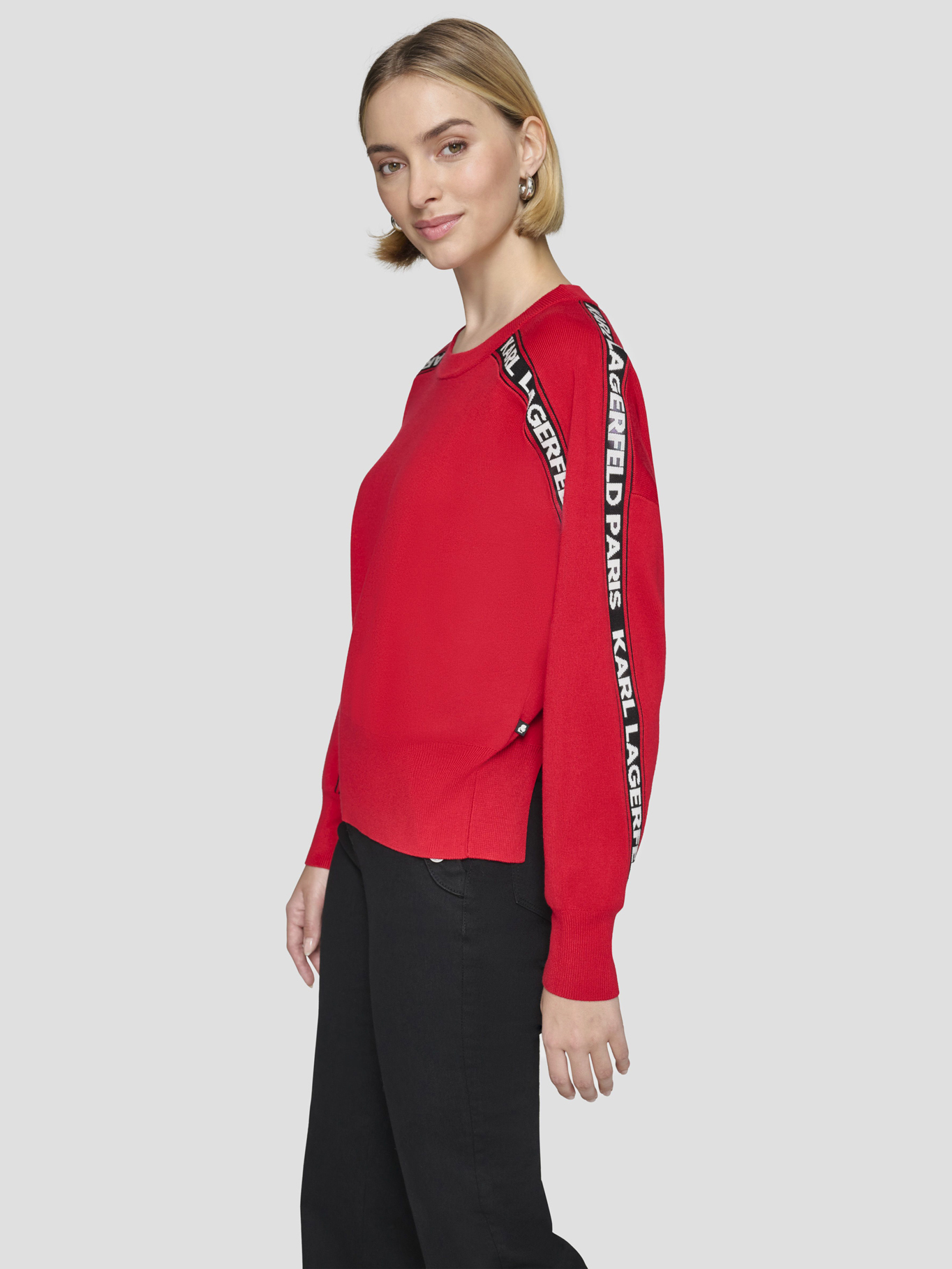 SWEATER PULLOVER CON LOGO EN LAS MANGAS - 3