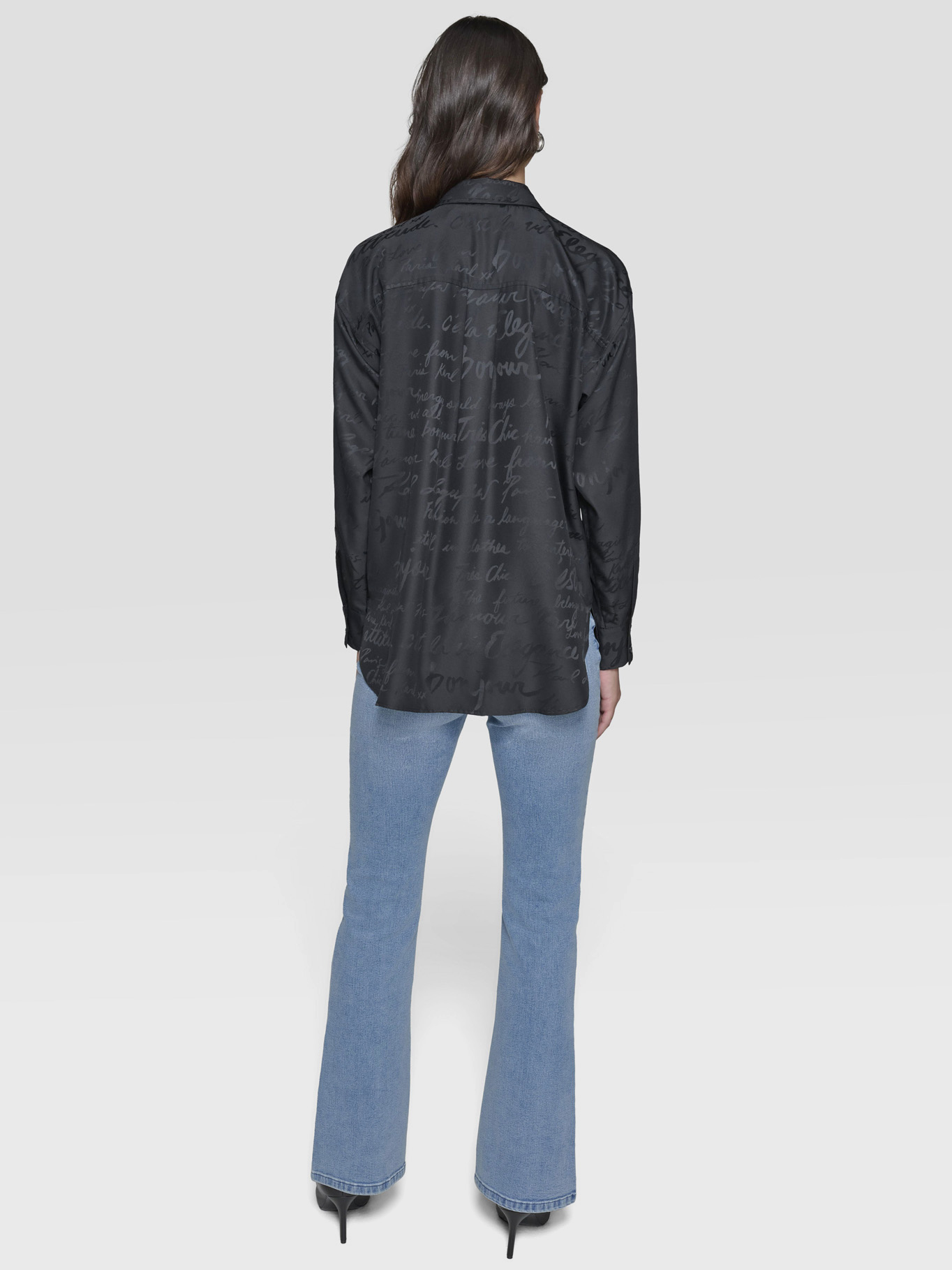 CAMISA OVERZISE CON ESTAMPADO TONAL - 3