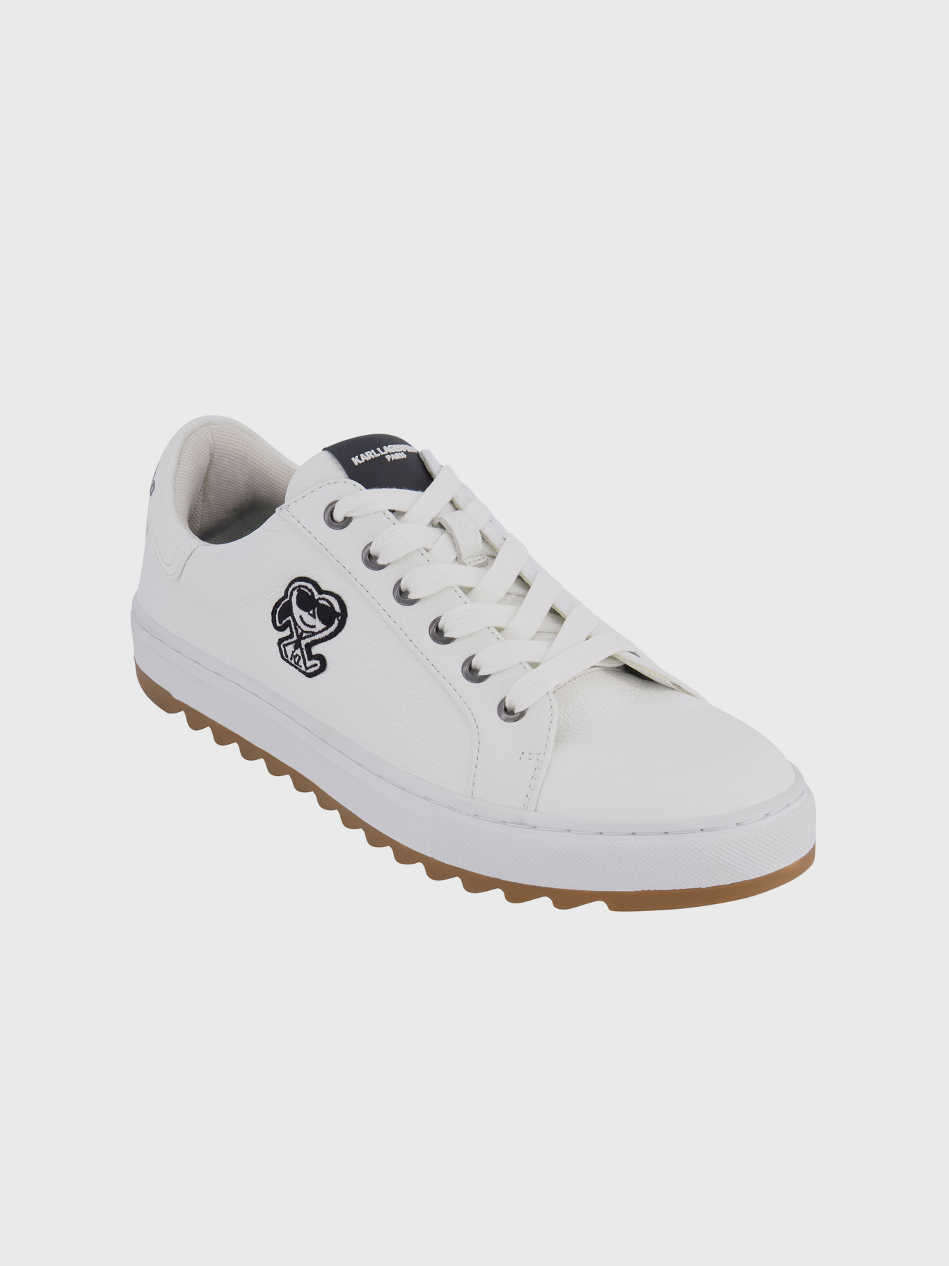 ZAPATILLAS DE CUERO CON PARCHE - 1