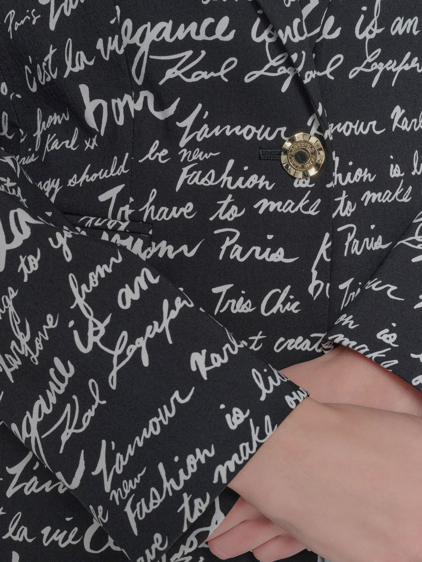 BLAZER CON ESTAMPADO DE TEXTO TEJIDO - 6