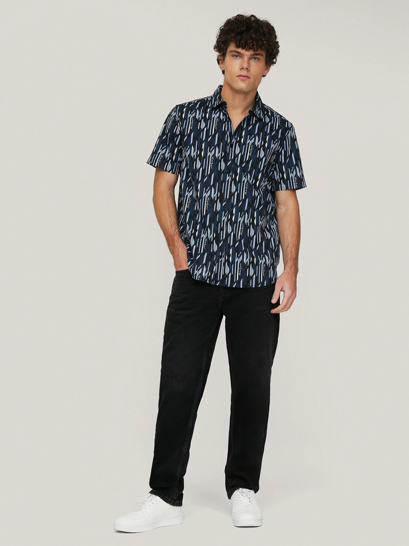CAMISA CON ESTAMPADO GEOMETRICO - 2