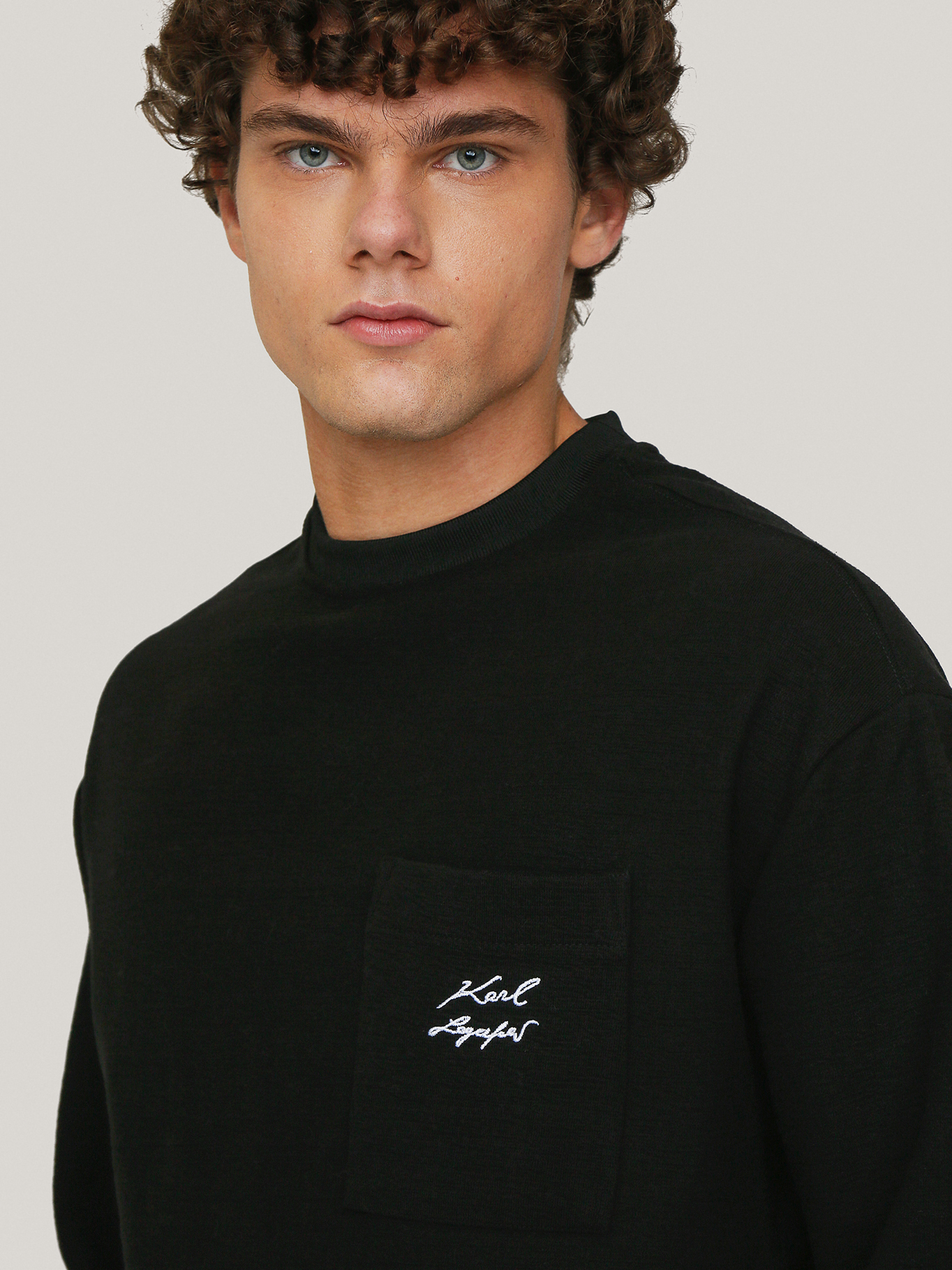 POLERON POLAR CON BOLSILLO Y FIRMA DE KARL - 5