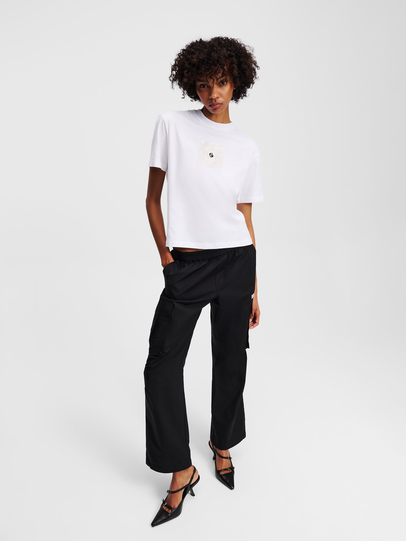 POLERA REGULAR CON MONOGRAMA - 2