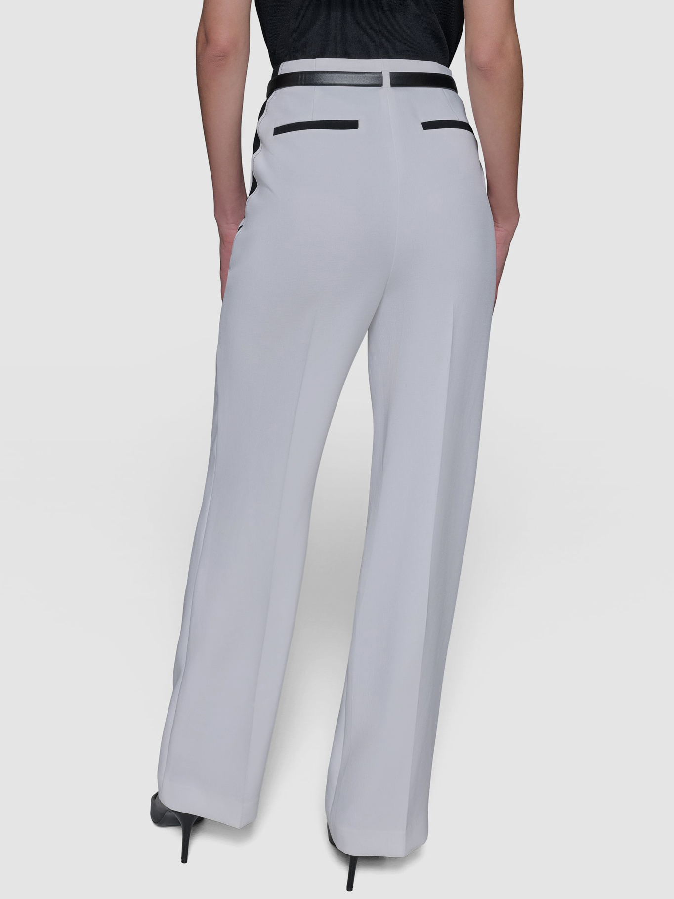 PANTALON DE PIERNA ANCHA CON DETALLES EN CONTRASTE - 4