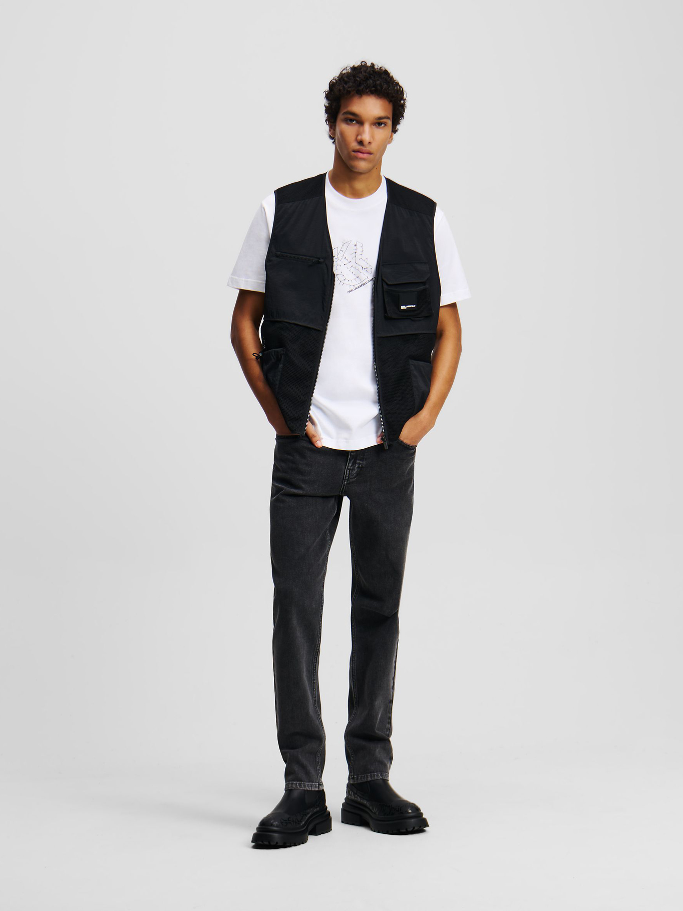 POLERA REGULAR CON MONOGRAMA - 2