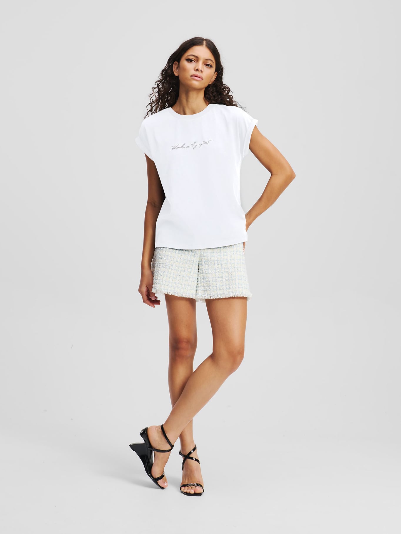 POLERA CON PEDRERIA KARL SIGNATURE - 2