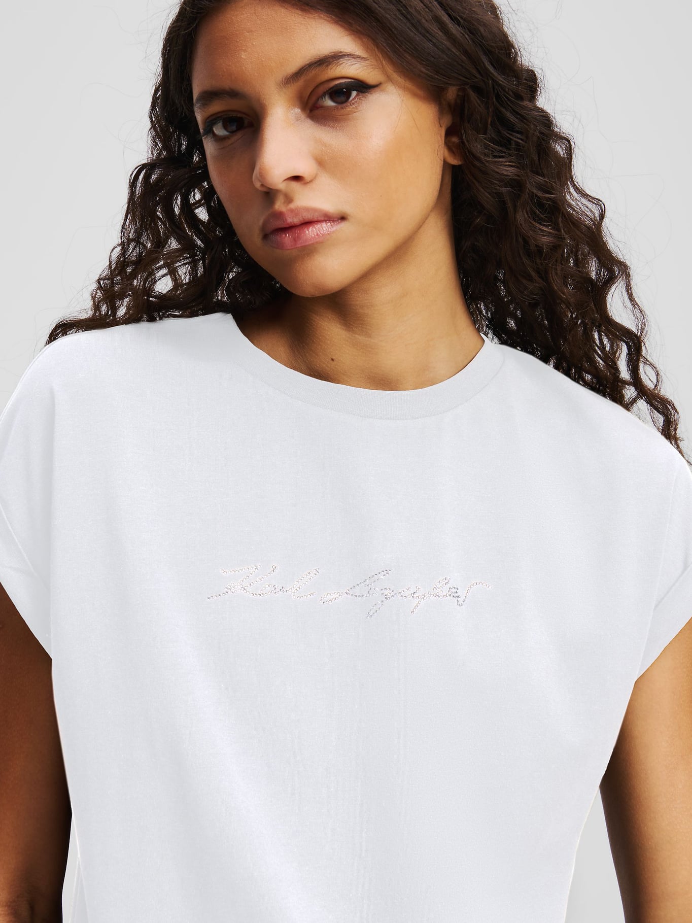 POLERA CON PEDRERIA KARL SIGNATURE - 4