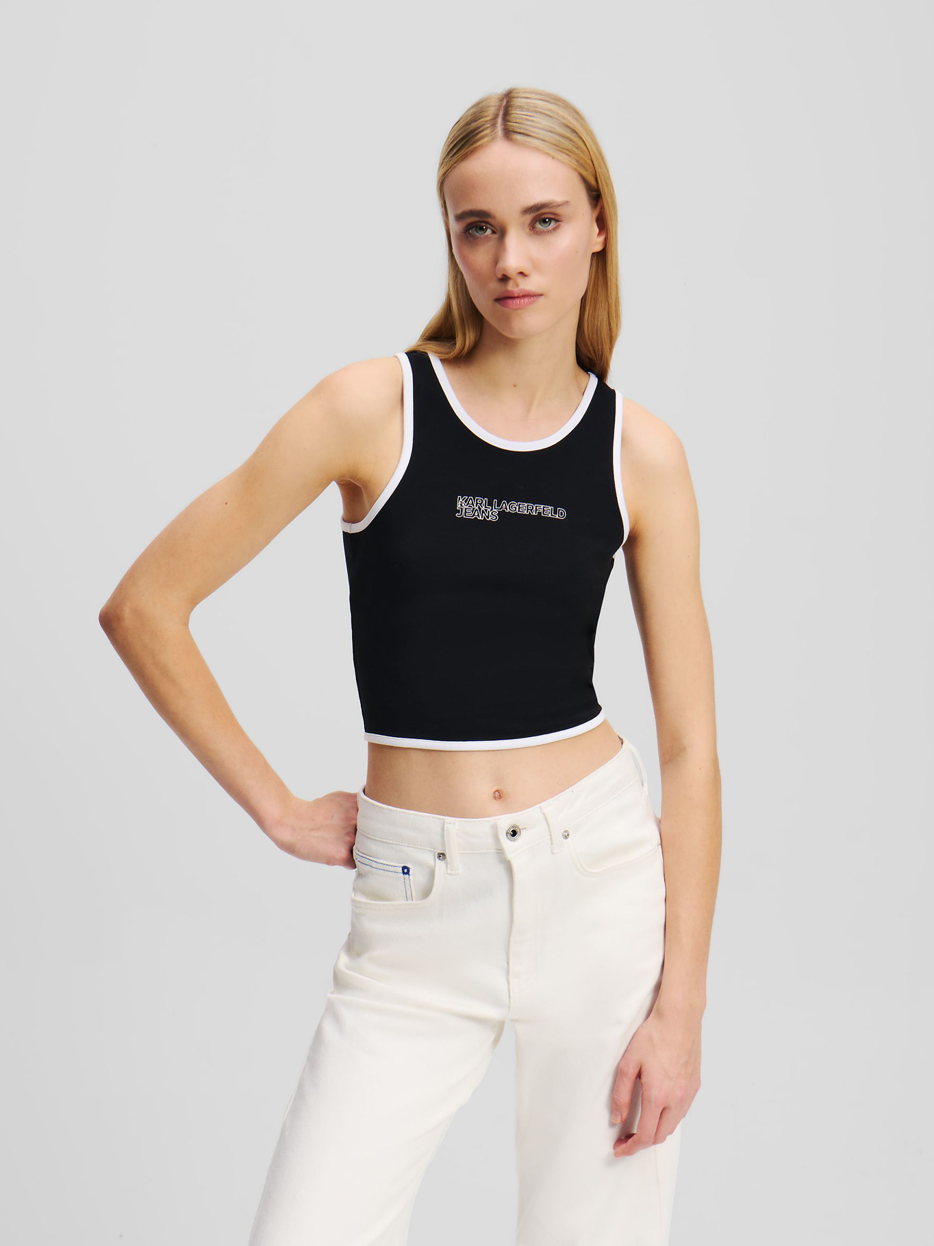 POLERA SIN MANGAS CON DETALLES DE RIBETE - 1