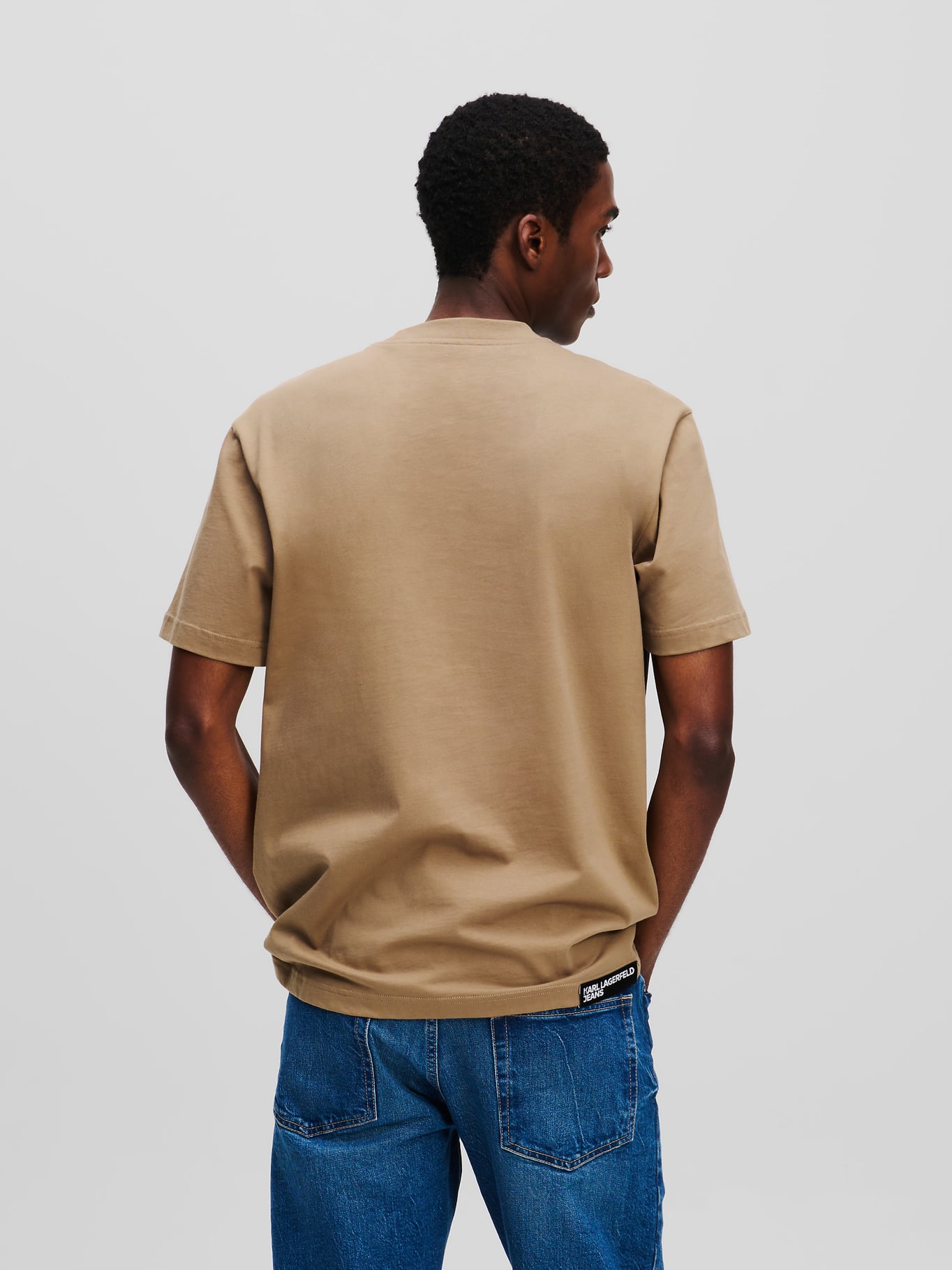 POLERA REGULAR CON MONOGRAMA - 3