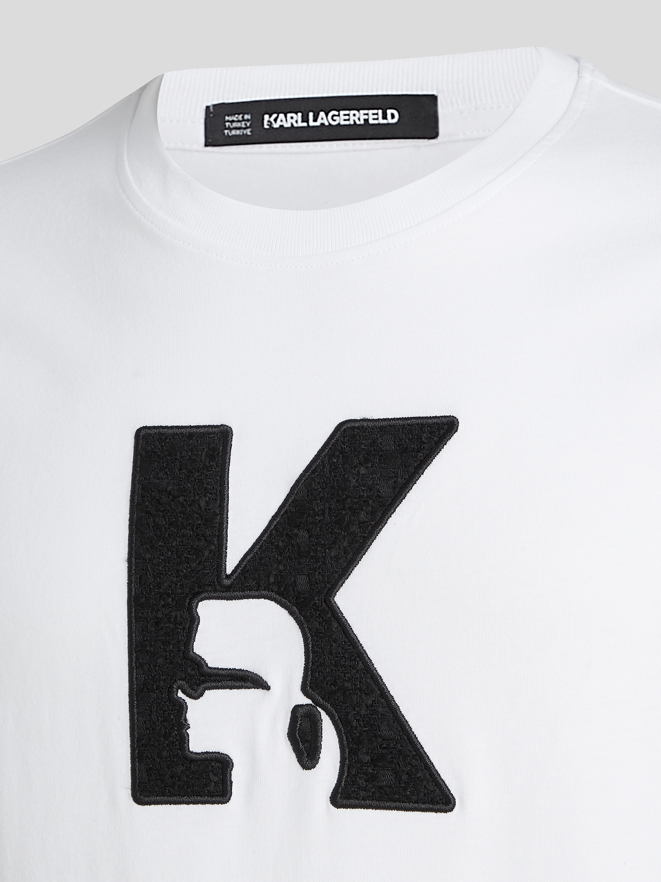 POLERA CON LOGO BORDADO - 3