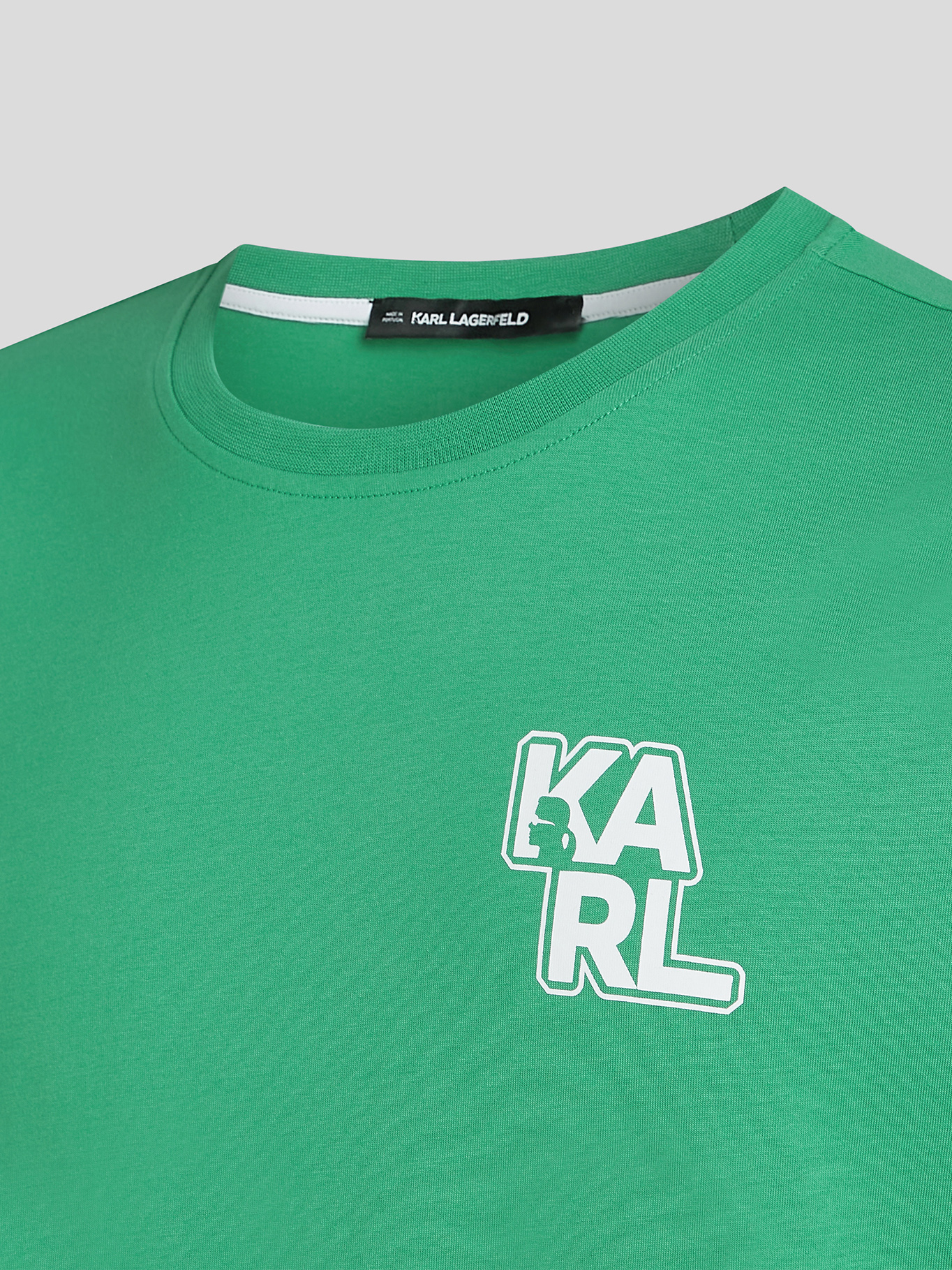 POLERA CON LOGOTIPO - 3