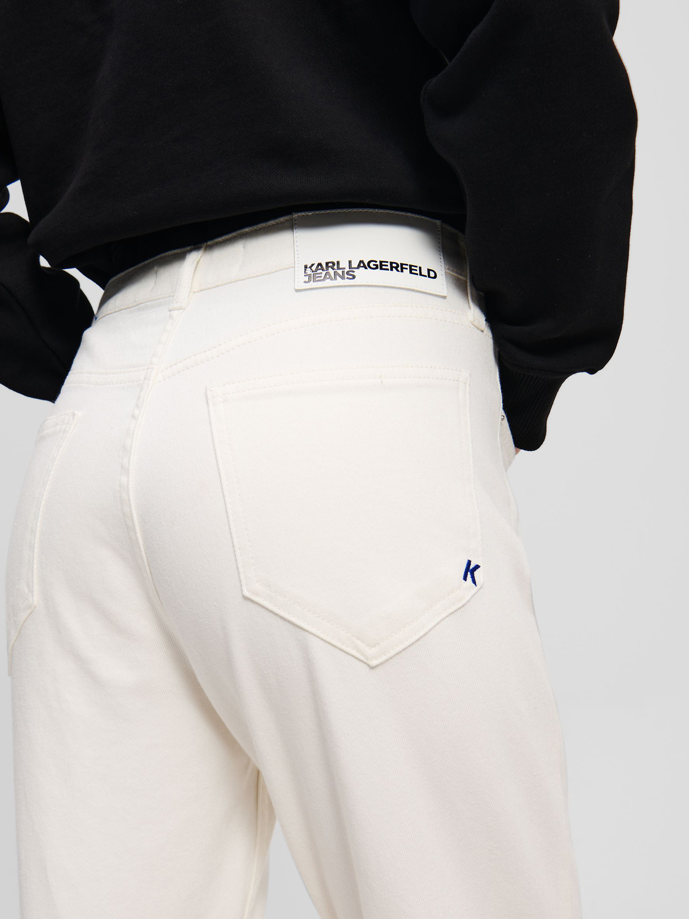 JEANS RECTO DE TALLE ALTO - 2