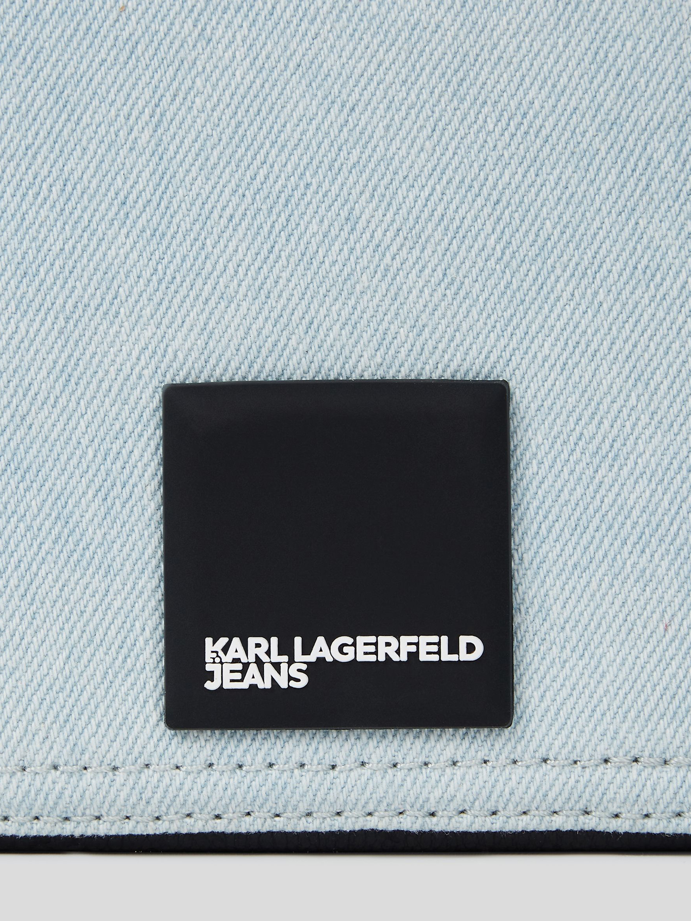 CARTERA DENIM CON LOGO EN CAJA - 5