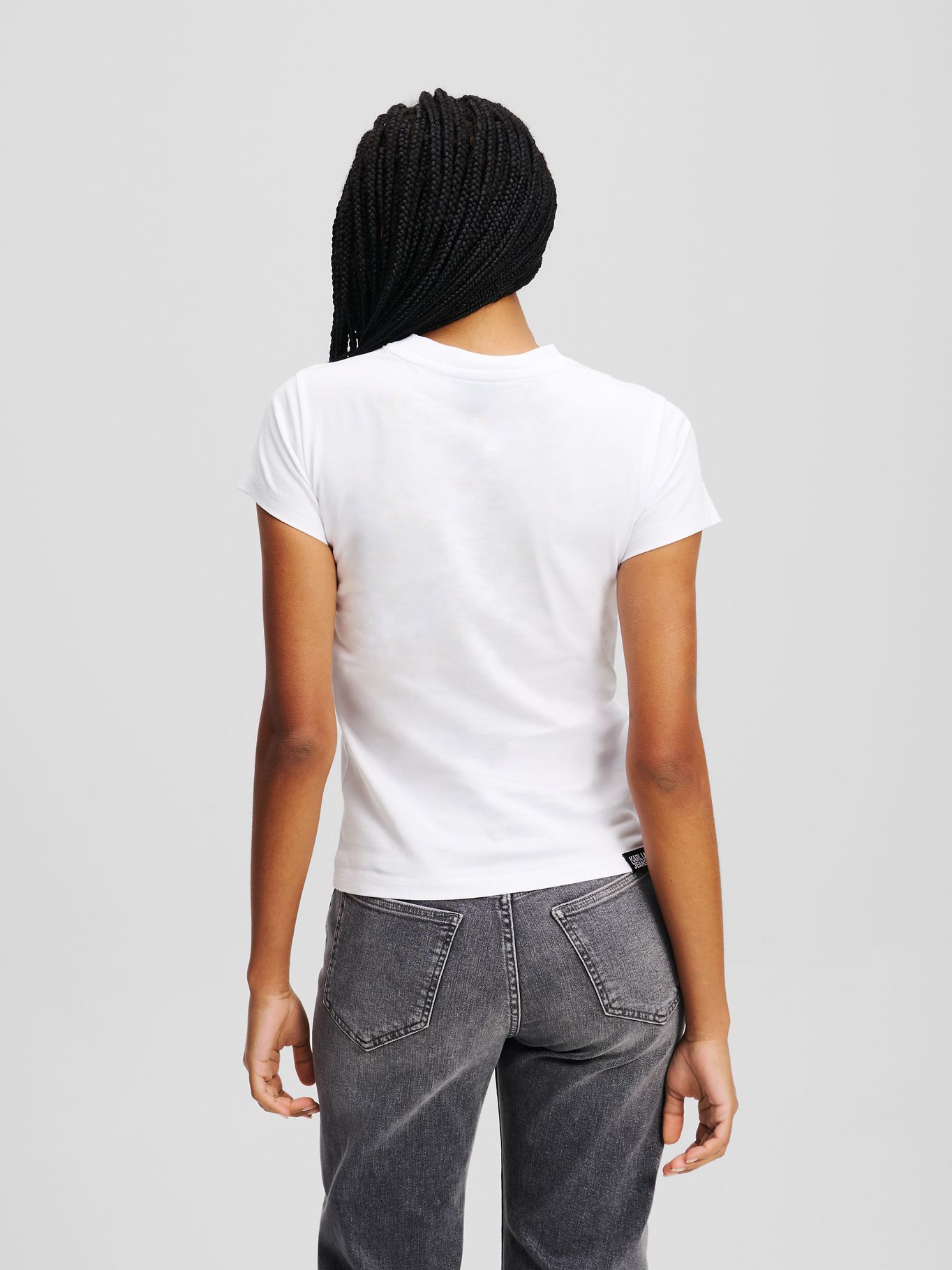 POLERA SLIM CON LOGOTIPO - 3
