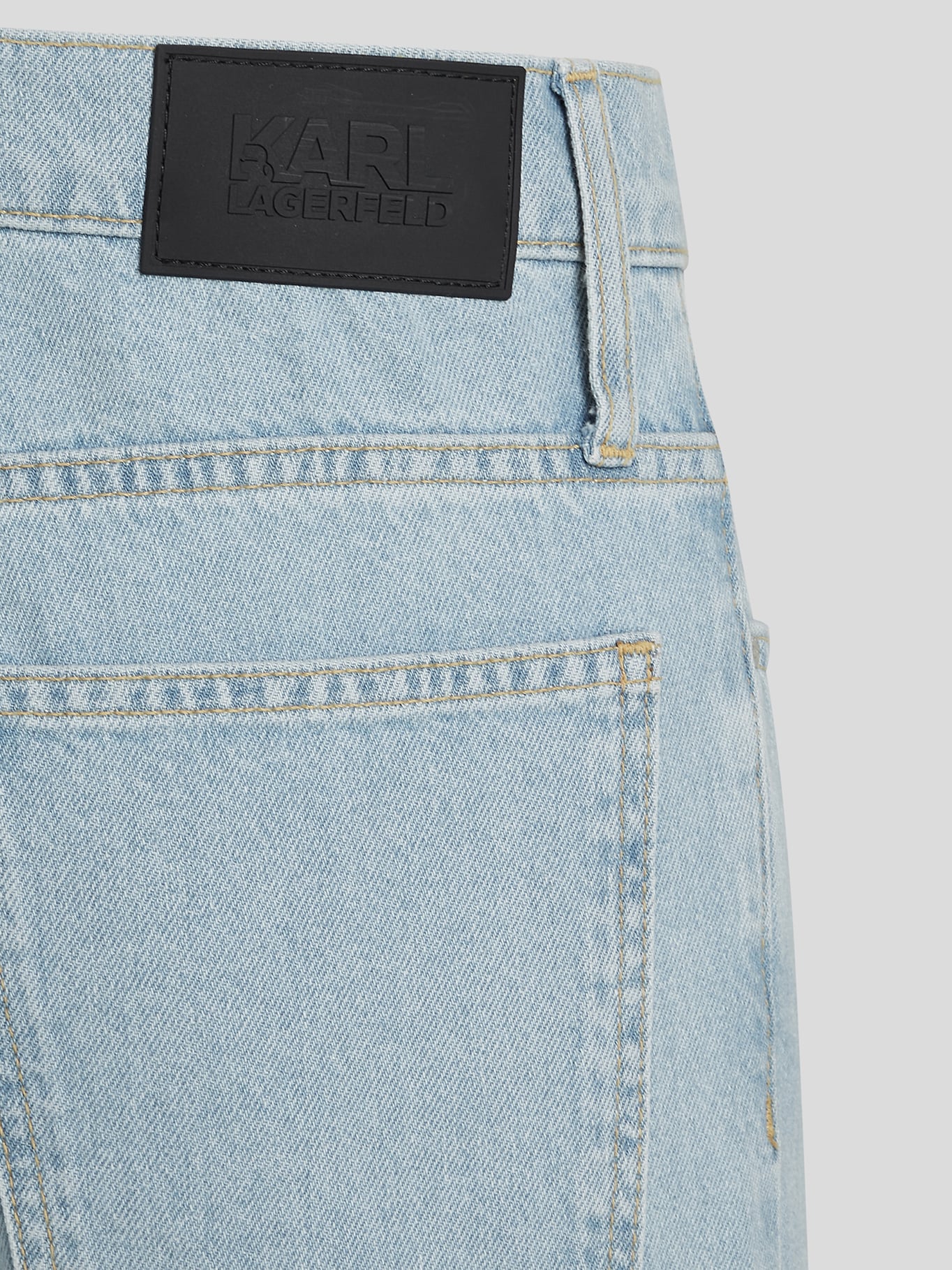 JEANS STRAIGHT CON LOGO - 3